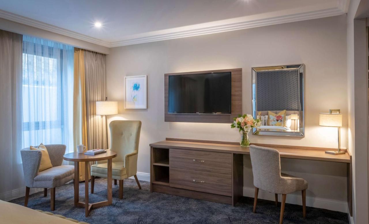 Castletroy Park Hotel Suites Limerick Junction Buitenkant foto